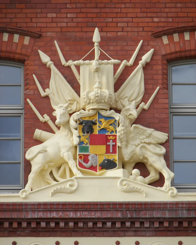 Schweriner Wappen am Rathaus